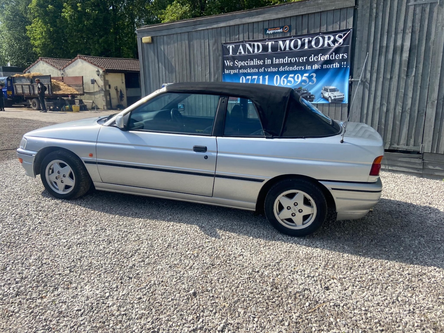 Used Ford Escort for sale - 76899430: Photo 9