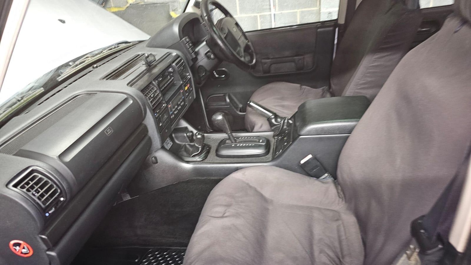 Used Land Rover Discovery 2003 for sale - 76633773: Photo 24