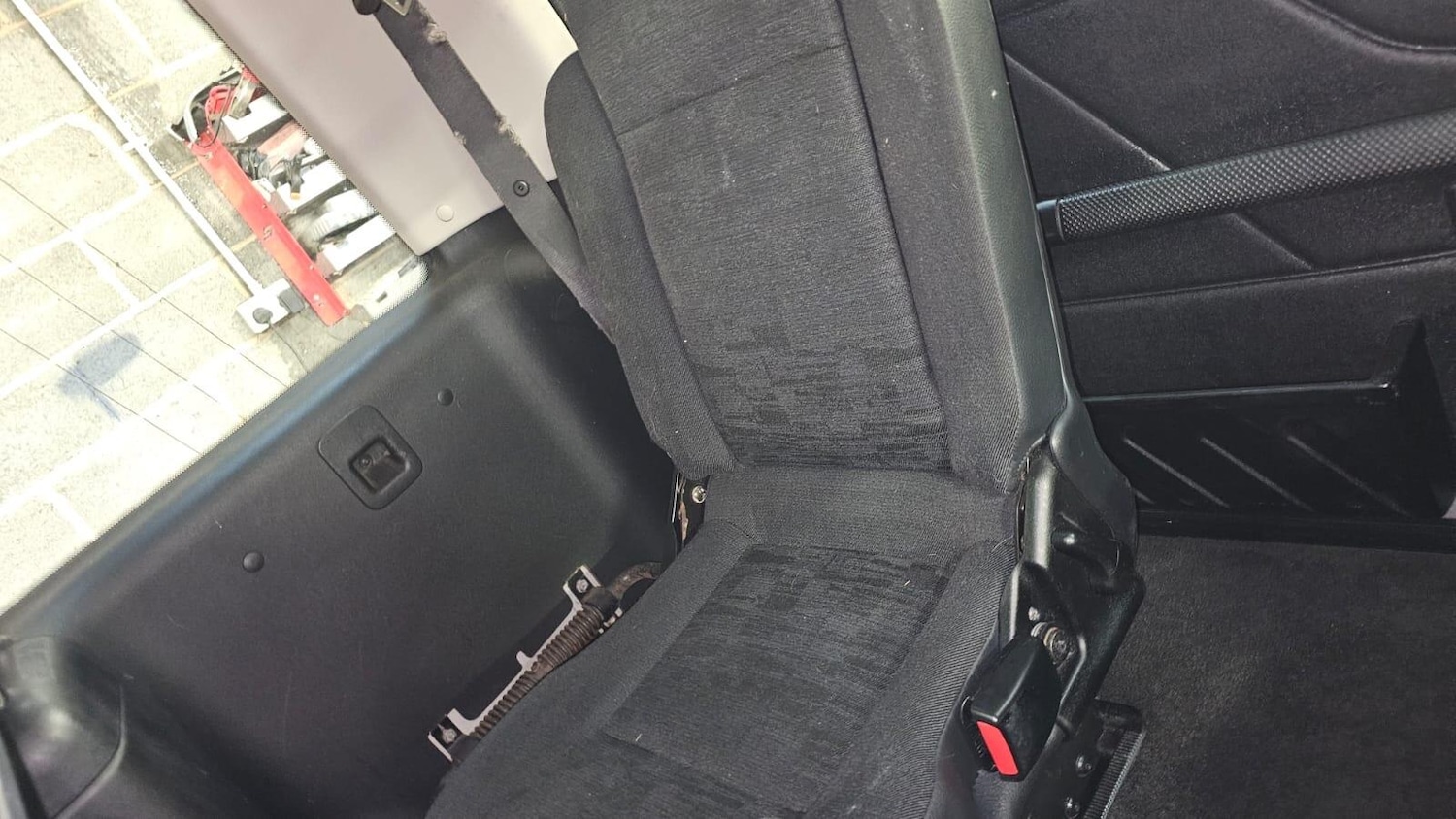 Used Land Rover Discovery 2003 for sale - 76633773: Photo 33