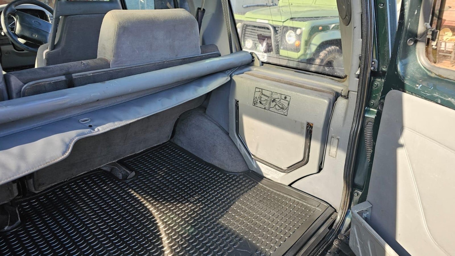 Used Land Rover Discovery 1998 for sale - 76802285: Photo 64