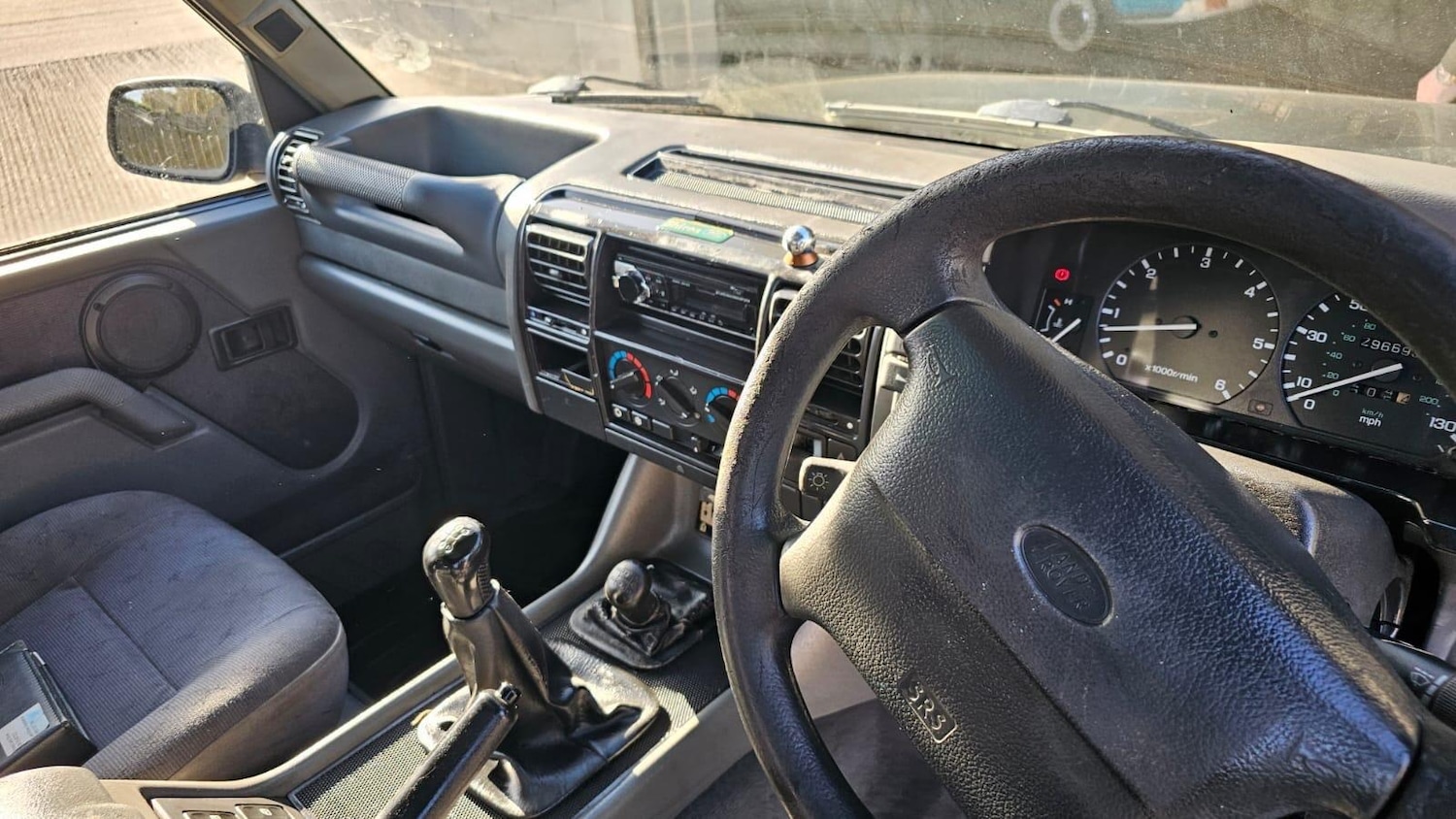 Used Land Rover Discovery 1998 for sale - 76802285: Photo 89