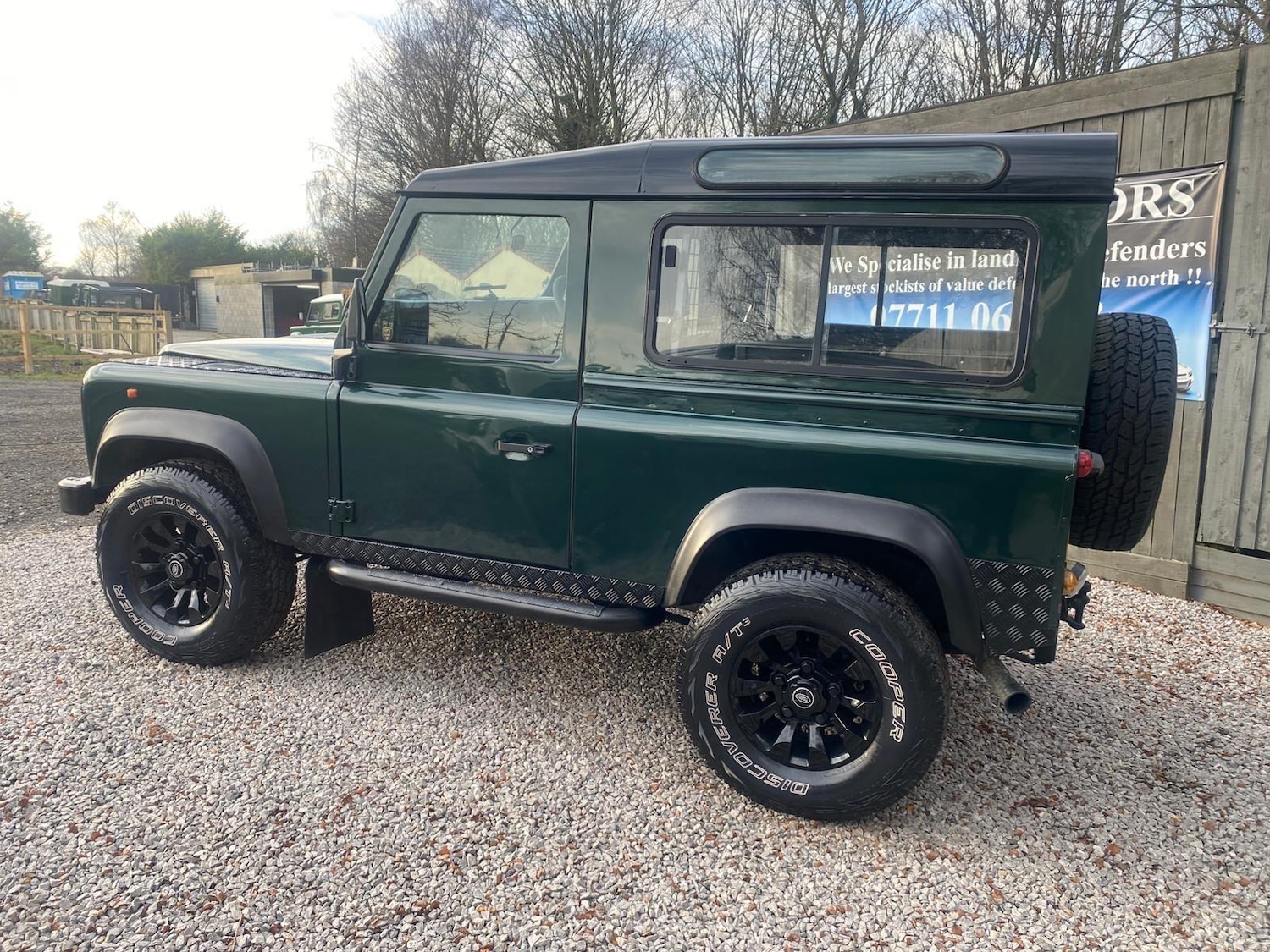 Used Land Rover Defender 1998 for sale - 76935772: Photo 39