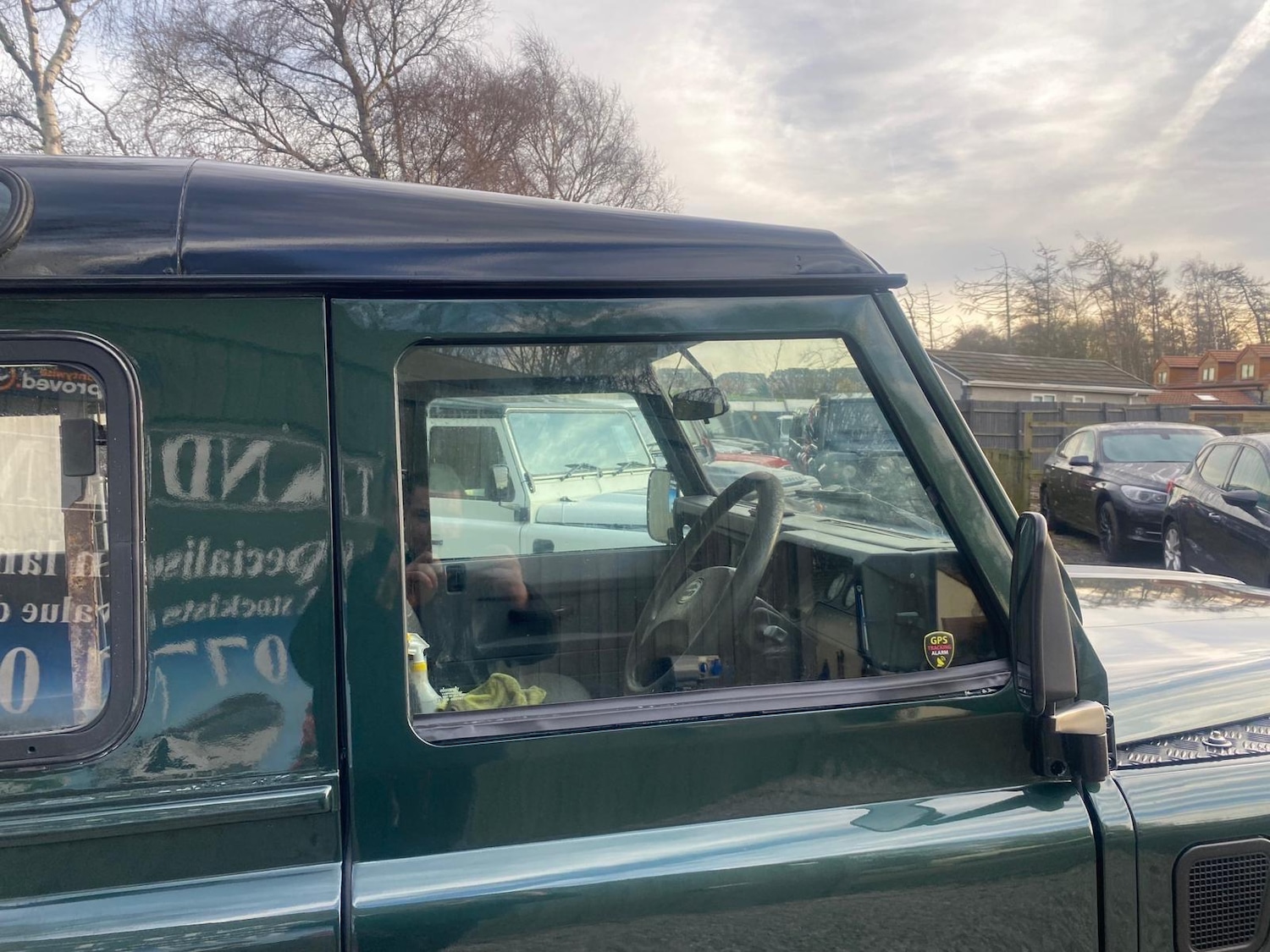 Used Land Rover Defender 1998 for sale - 76935772: Photo 58