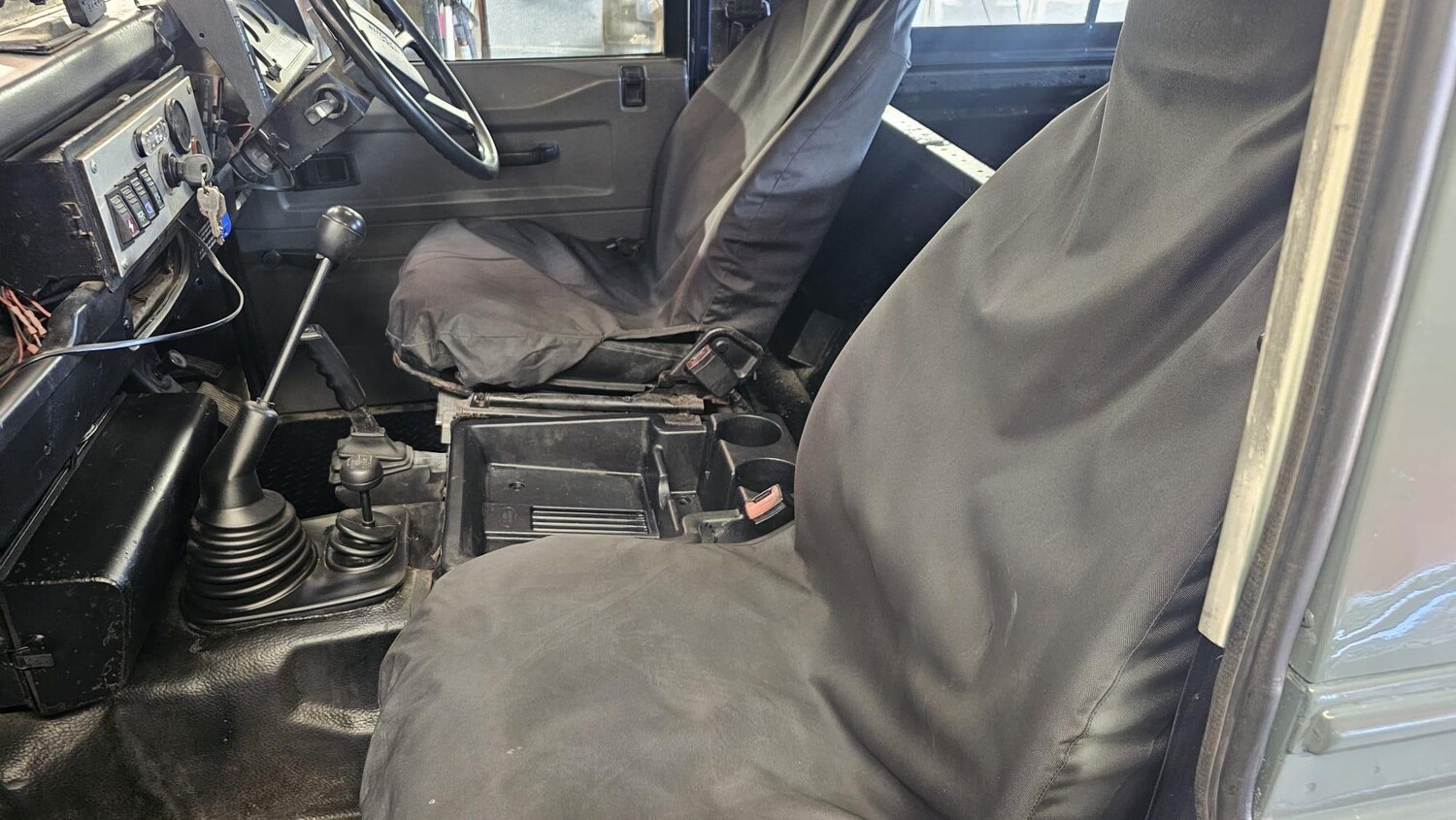 Used Land Rover Defender 90 2003 for sale - 77969942: Photo 24