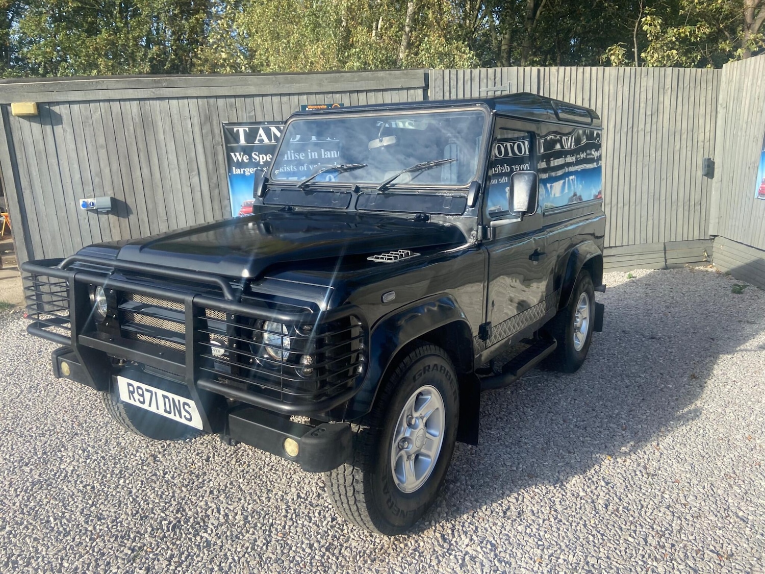 Used Land Rover Defender 90 1997 for sale - 76247626: Photo 11