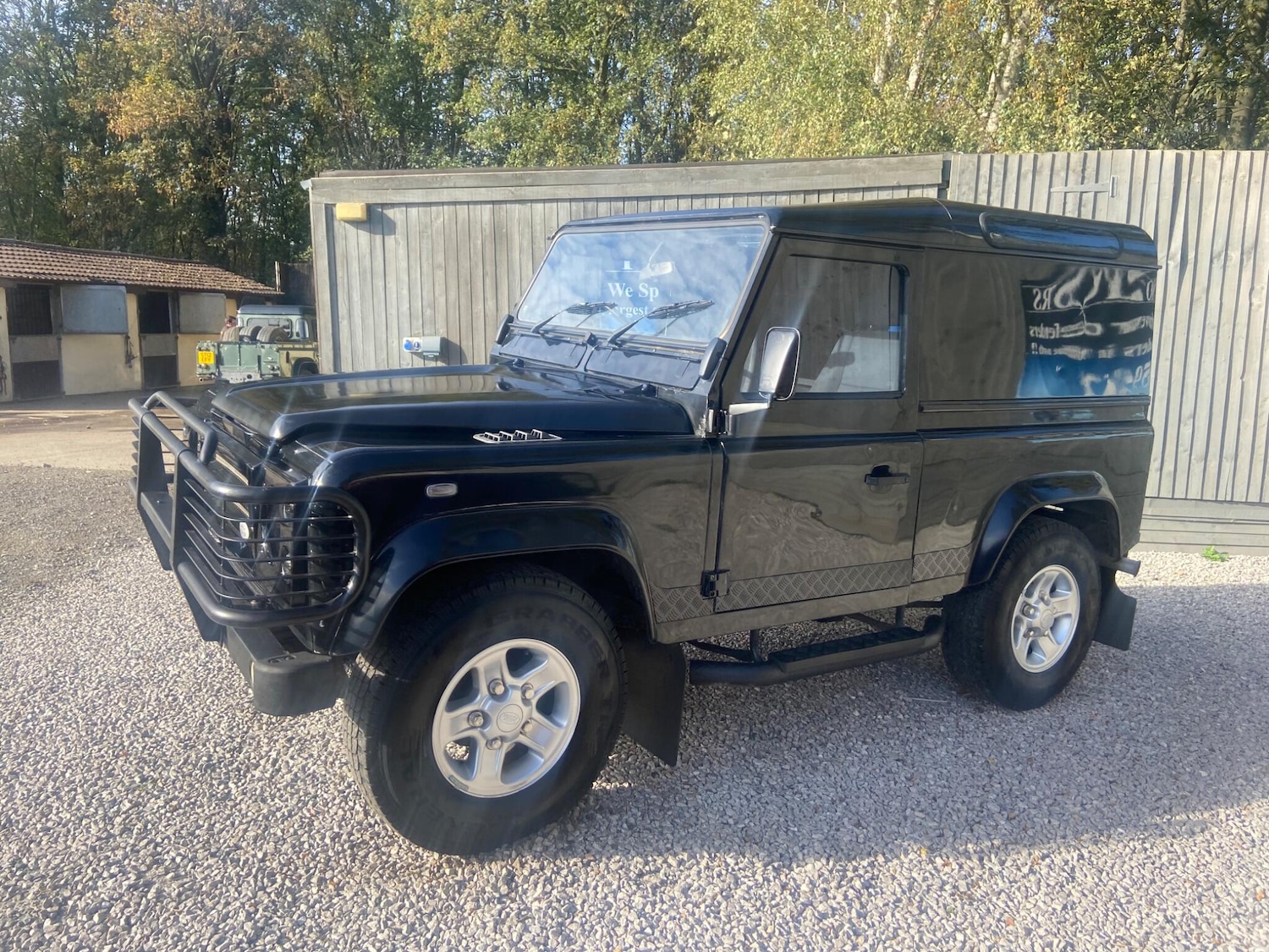 Used Land Rover Defender 90 1997 for sale - 76247626: Photo 19