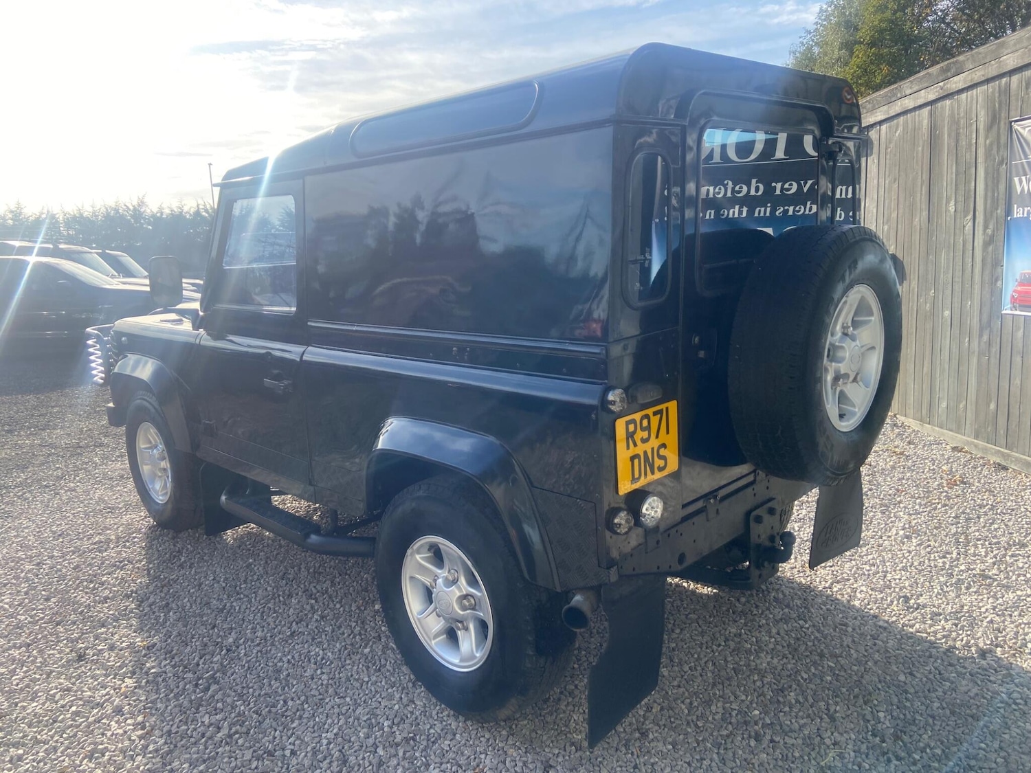 Used Land Rover Defender 90 1997 for sale - 76247626: Photo 22