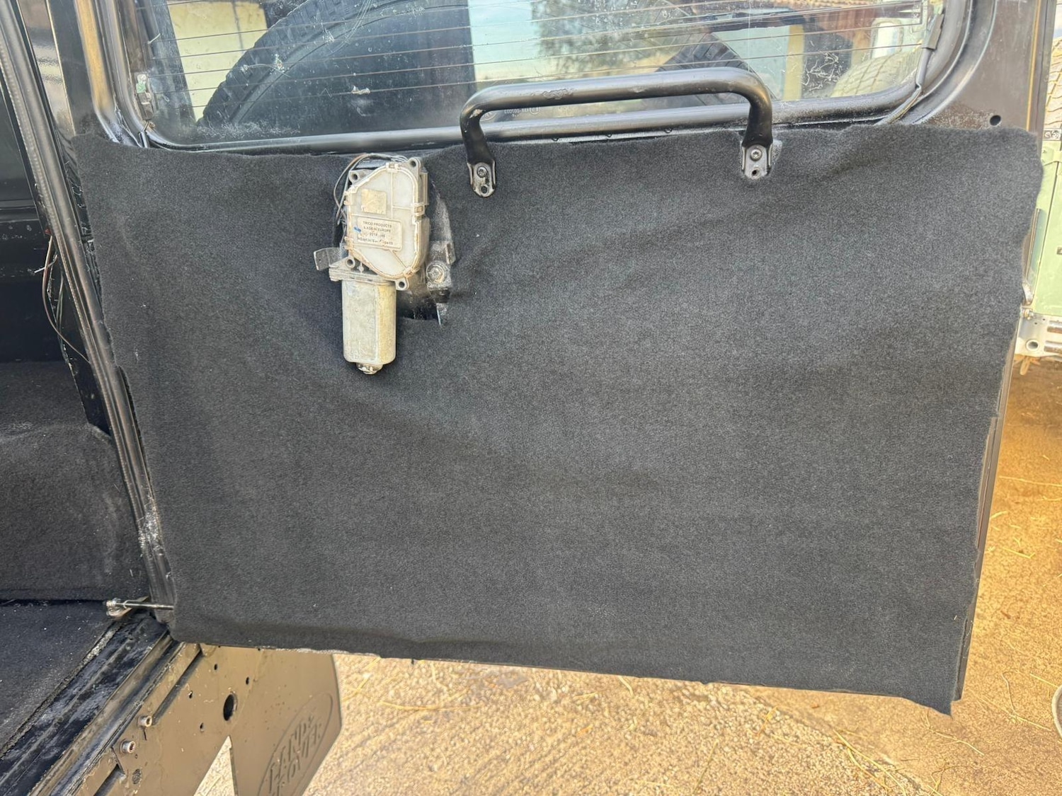 Used Land Rover Defender 90 1997 for sale - 76247626: Photo 25