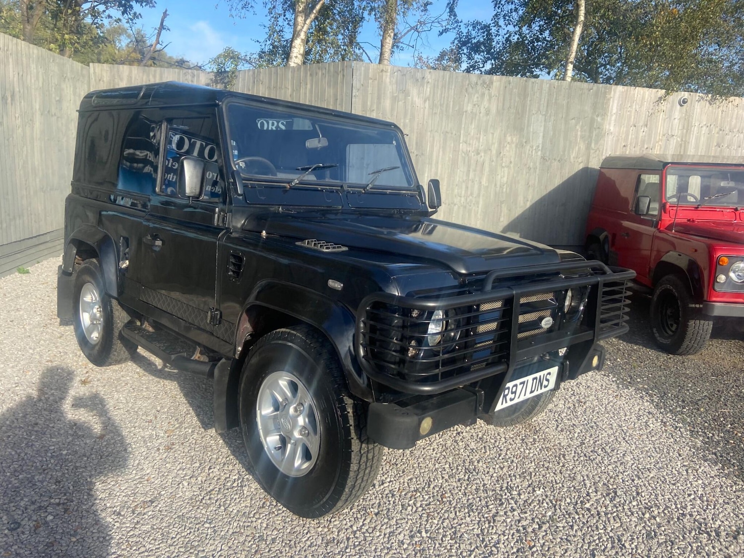 Used Land Rover Defender 90 1997 for sale - 76247626: Photo 3