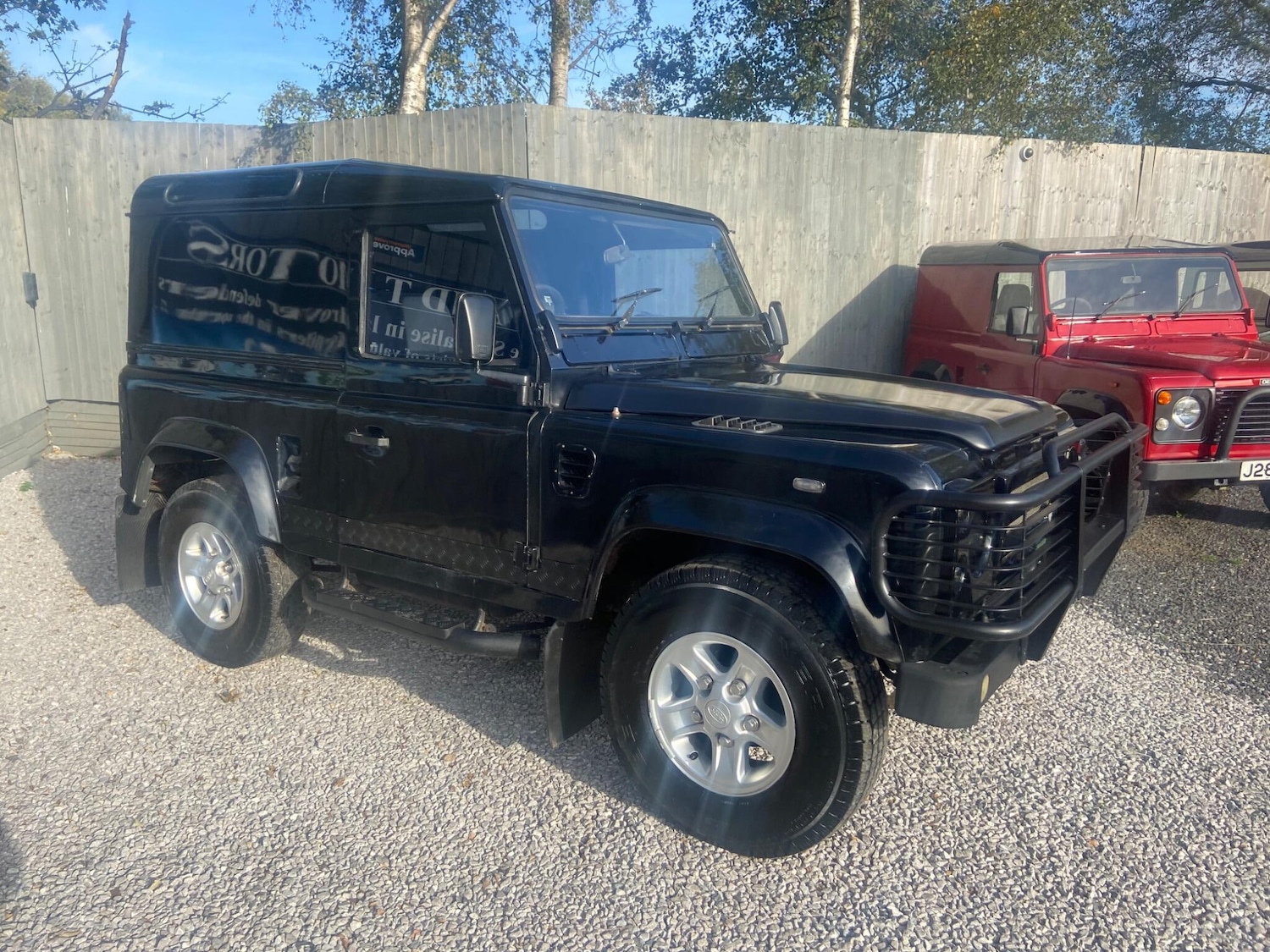 Used Land Rover Defender 90 1997 for sale - 76247626: Photo 35