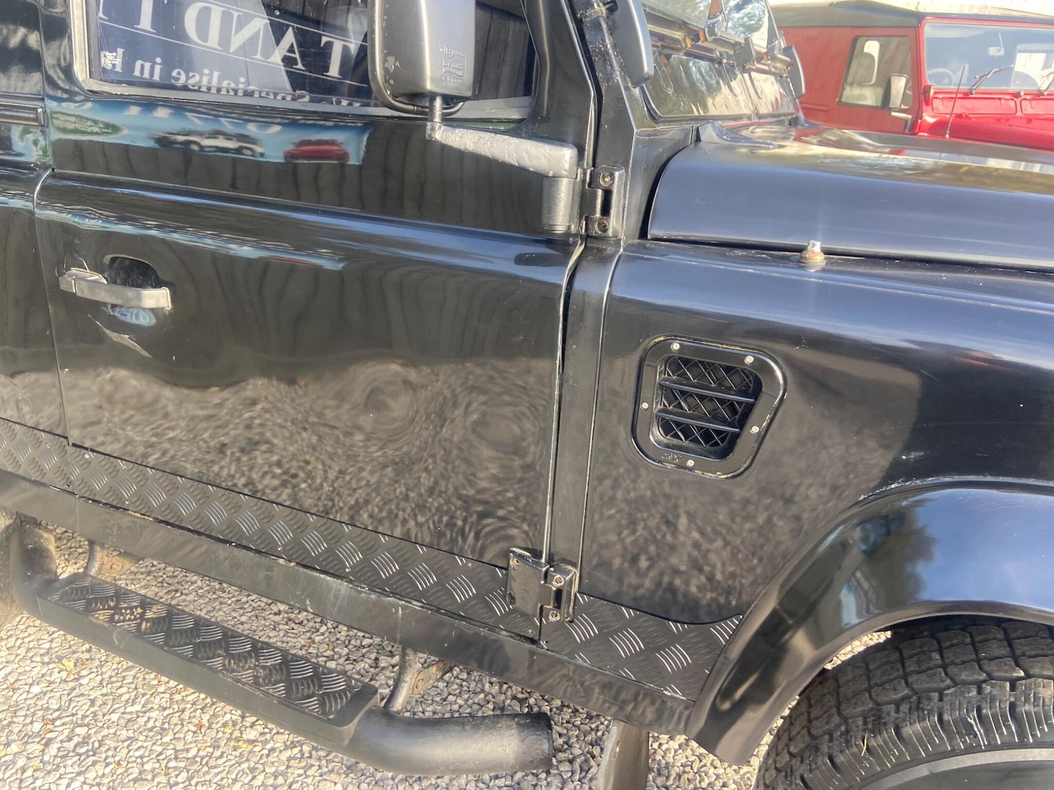 Used Land Rover Defender 90 1997 for sale - 76247626: Photo 45