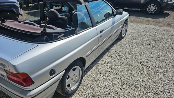 Used Ford Escort for sale - 76260286: Photo 28
