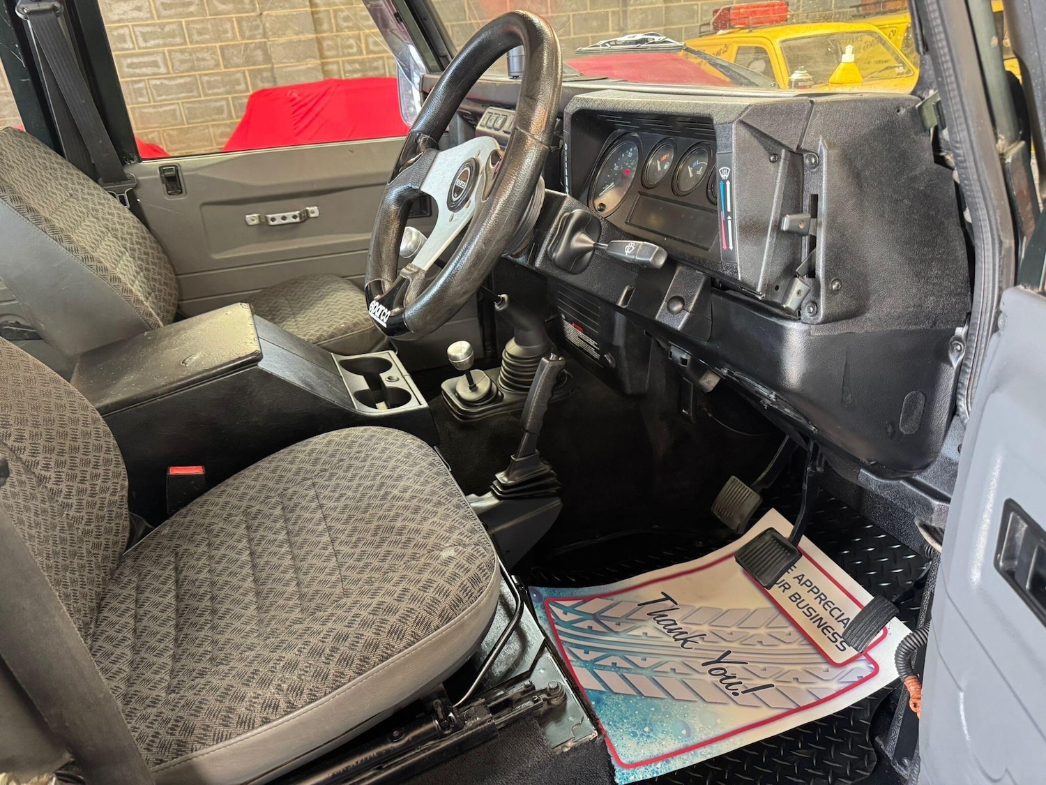 Used Land Rover Defender 1991 for sale - 78047090: Photo 15