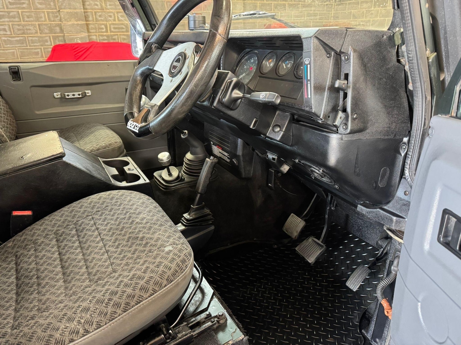 Used Land Rover Defender 1991 for sale - 78047090: Photo 42
