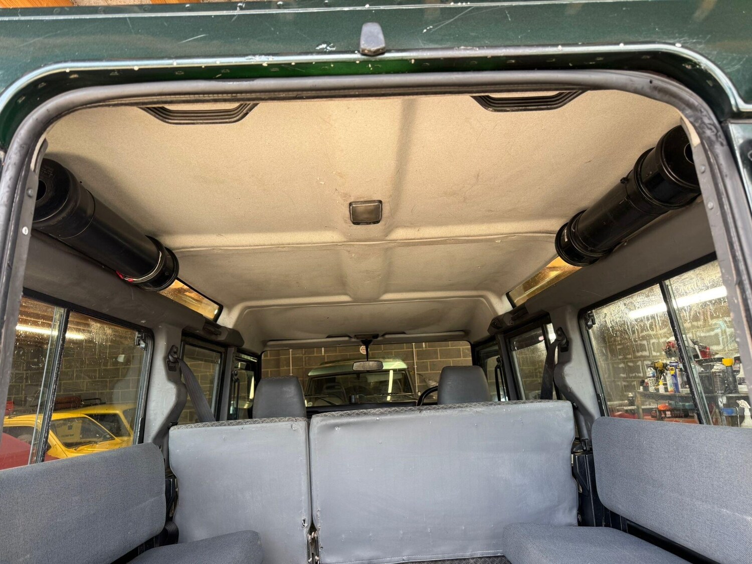 Used Land Rover Defender 1991 for sale - 78047090: Photo 44