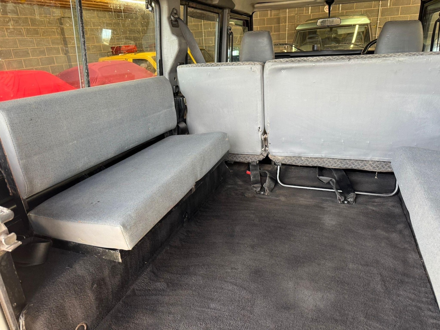 Used Land Rover Defender 1991 for sale - 78047090: Photo 50