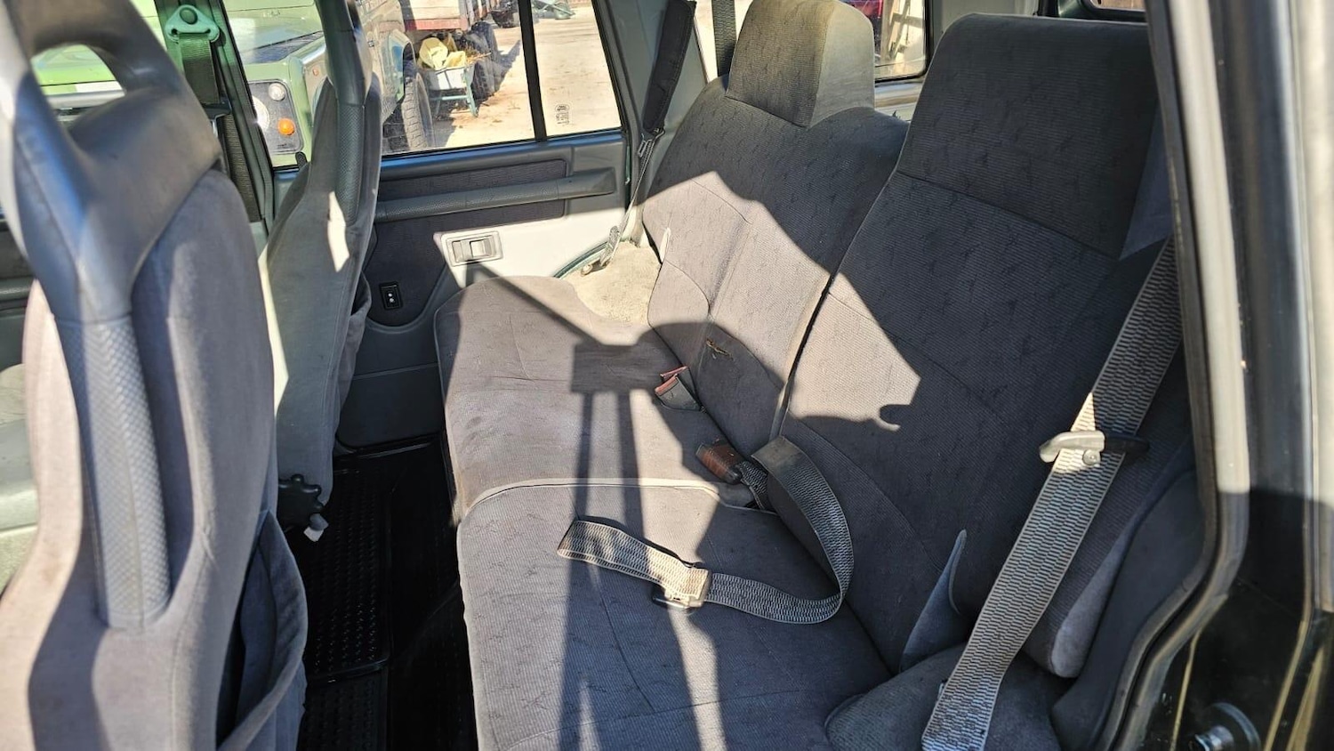 Used Land Rover Discovery 1998 for sale - 76702265: Photo 91