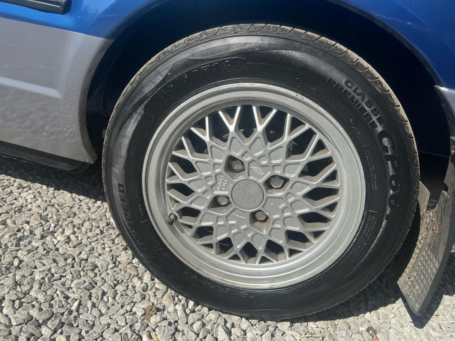 Used Ford Escort for sale - 77343759: Photo 37