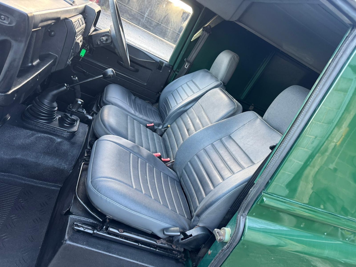 Used Land Rover Defender 90 2005 for sale - 76781487: Photo 17