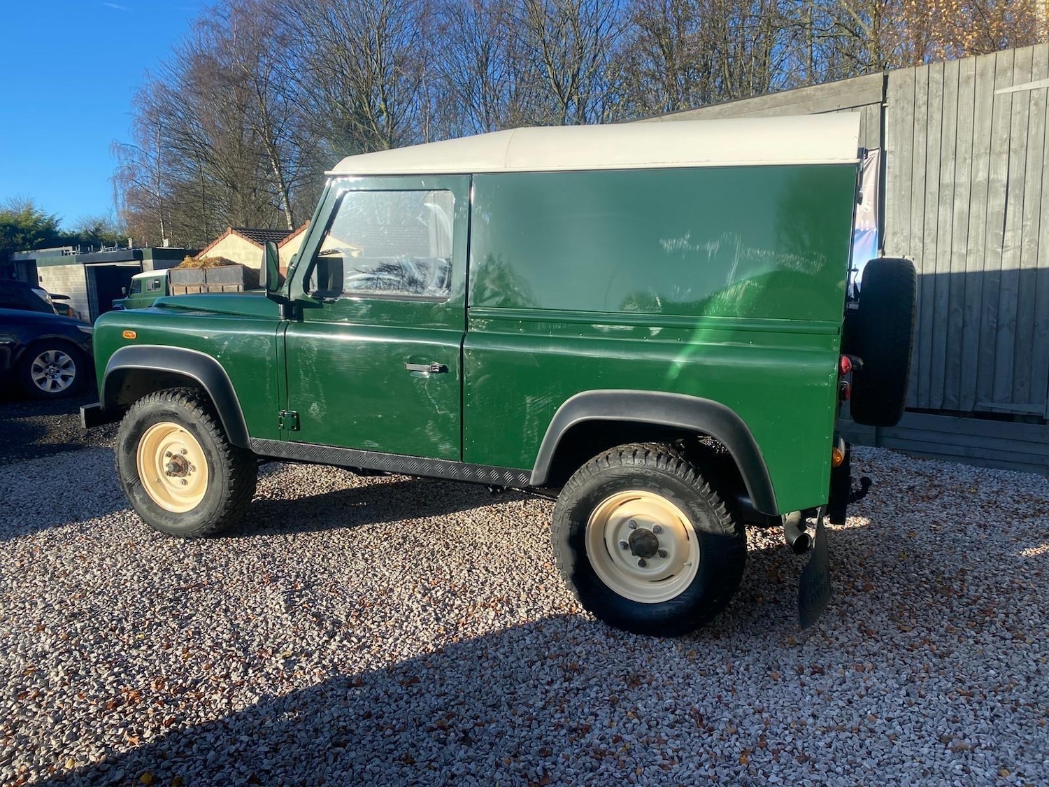 Used Land Rover Defender 90 2005 for sale - 76781487: Photo 23