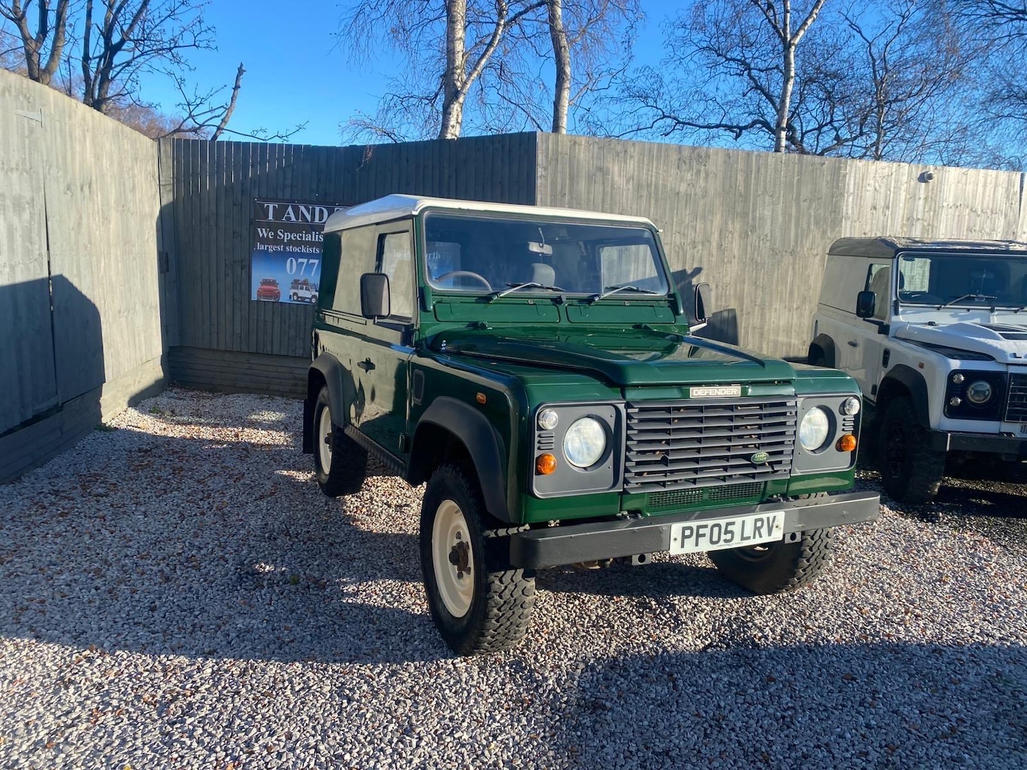 Used Land Rover Defender 90 2005 for sale - 76781487: Photo 3