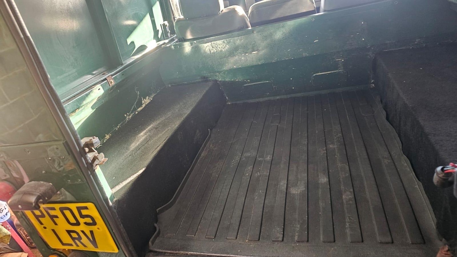 Used Land Rover Defender 90 2005 for sale - 76781487: Photo 69