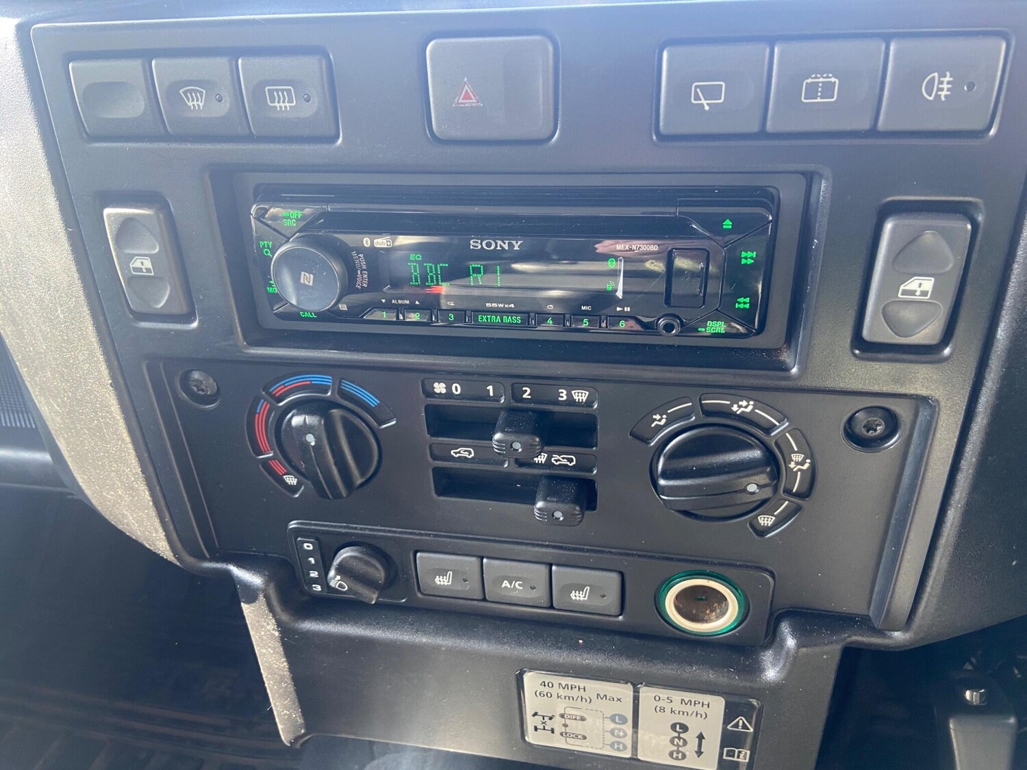 Used Land Rover Defender 2008 for sale - 77939322: Photo 59