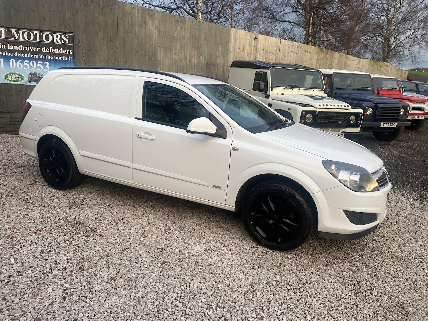 Used Vauxhall Astra Van 2012 for sale - 76976303: Photo 1