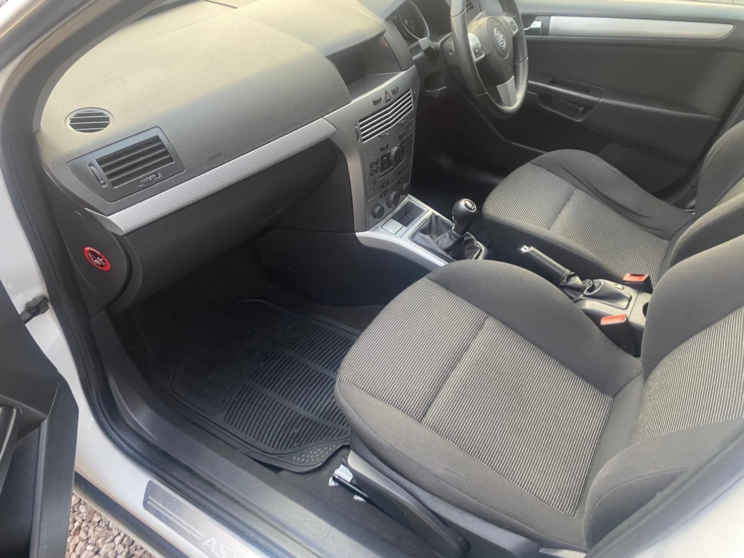 Used Vauxhall Astra Van 2012 for sale - 76976303: Photo 16