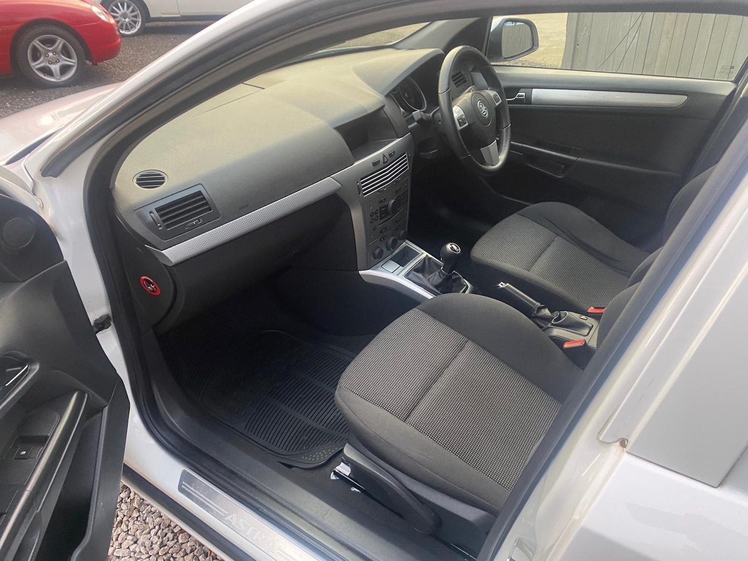 Used Vauxhall Astra Van 2012 for sale - 76976303: Photo 18