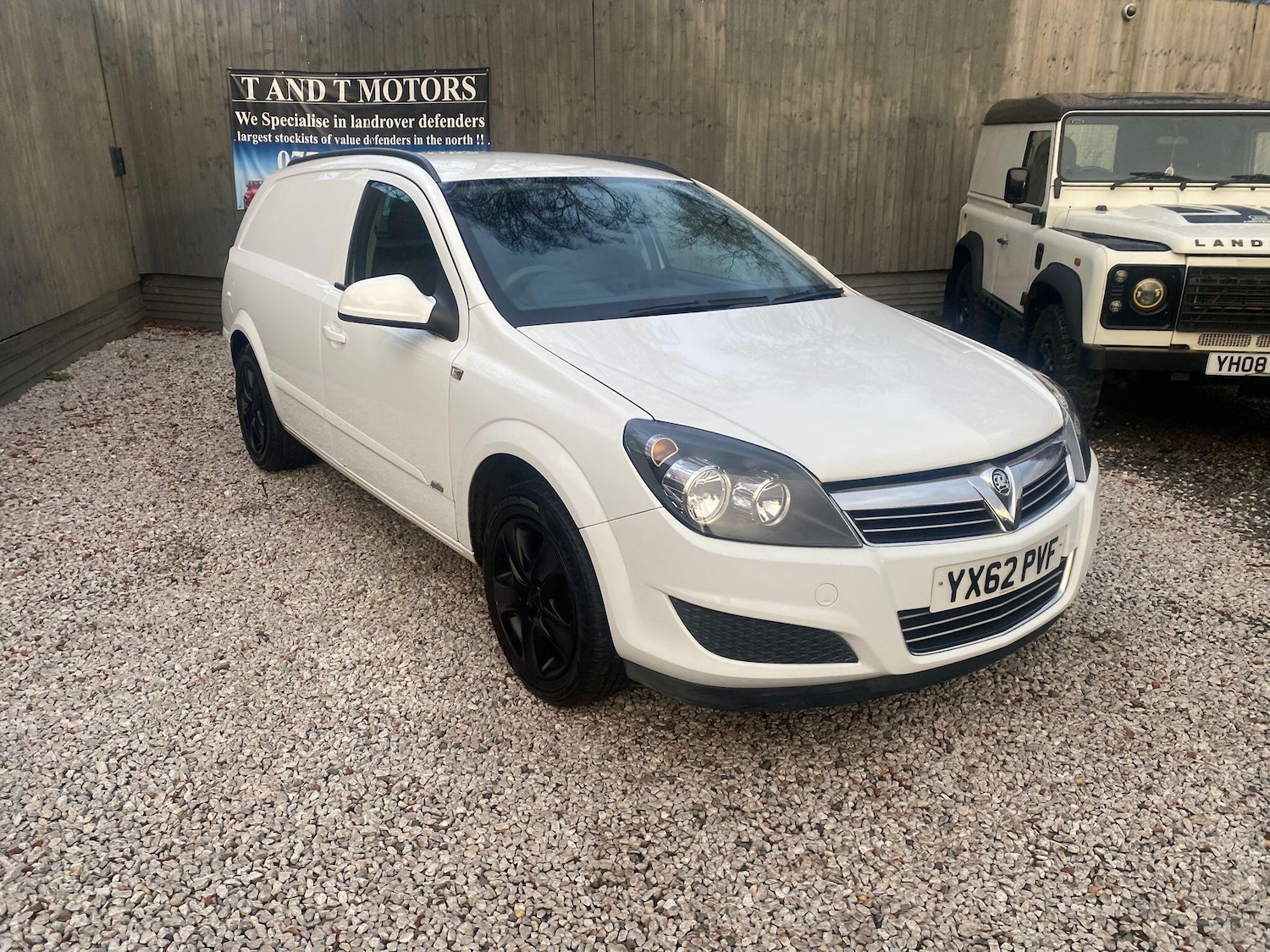 Used Vauxhall Astra Van 2012 for sale - 76976303: Photo 3