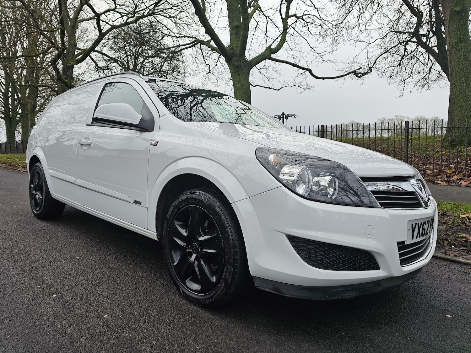 Used Vauxhall Astra Van 2012 for sale - 76976303: Photo 61