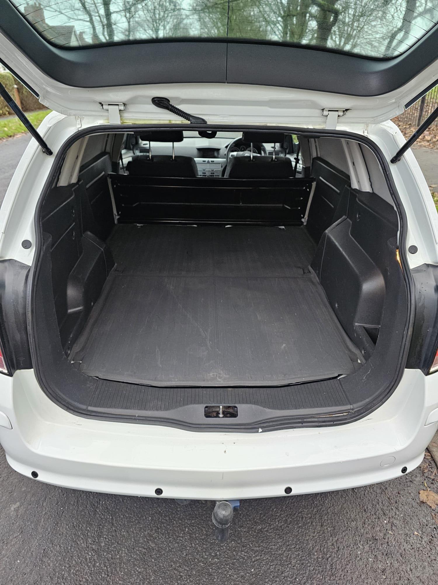 Used Vauxhall Astra Van 2012 for sale - 76976303: Photo 75