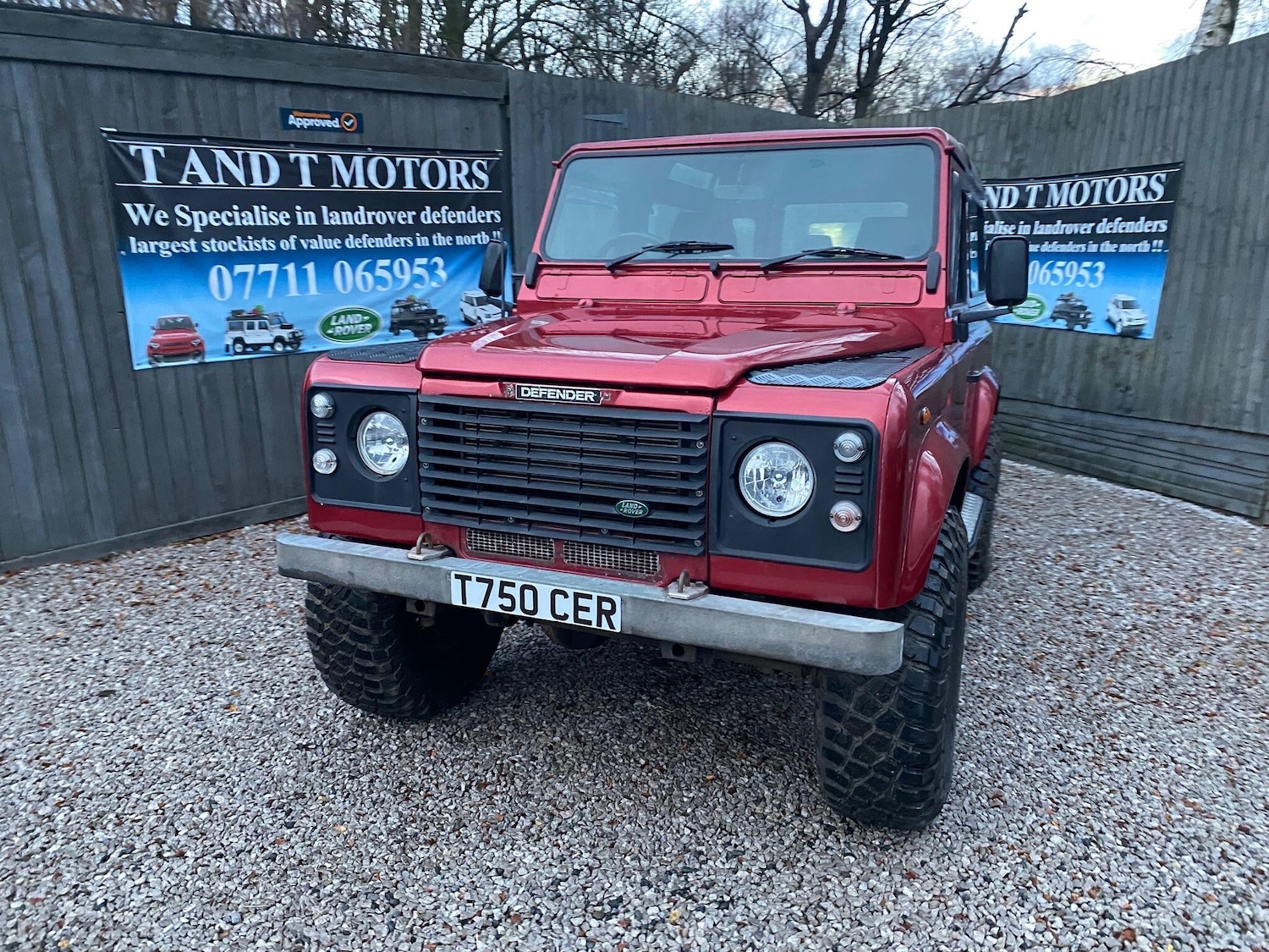 Used Land Rover Defender 1999 for sale - 76887088: Photo 32
