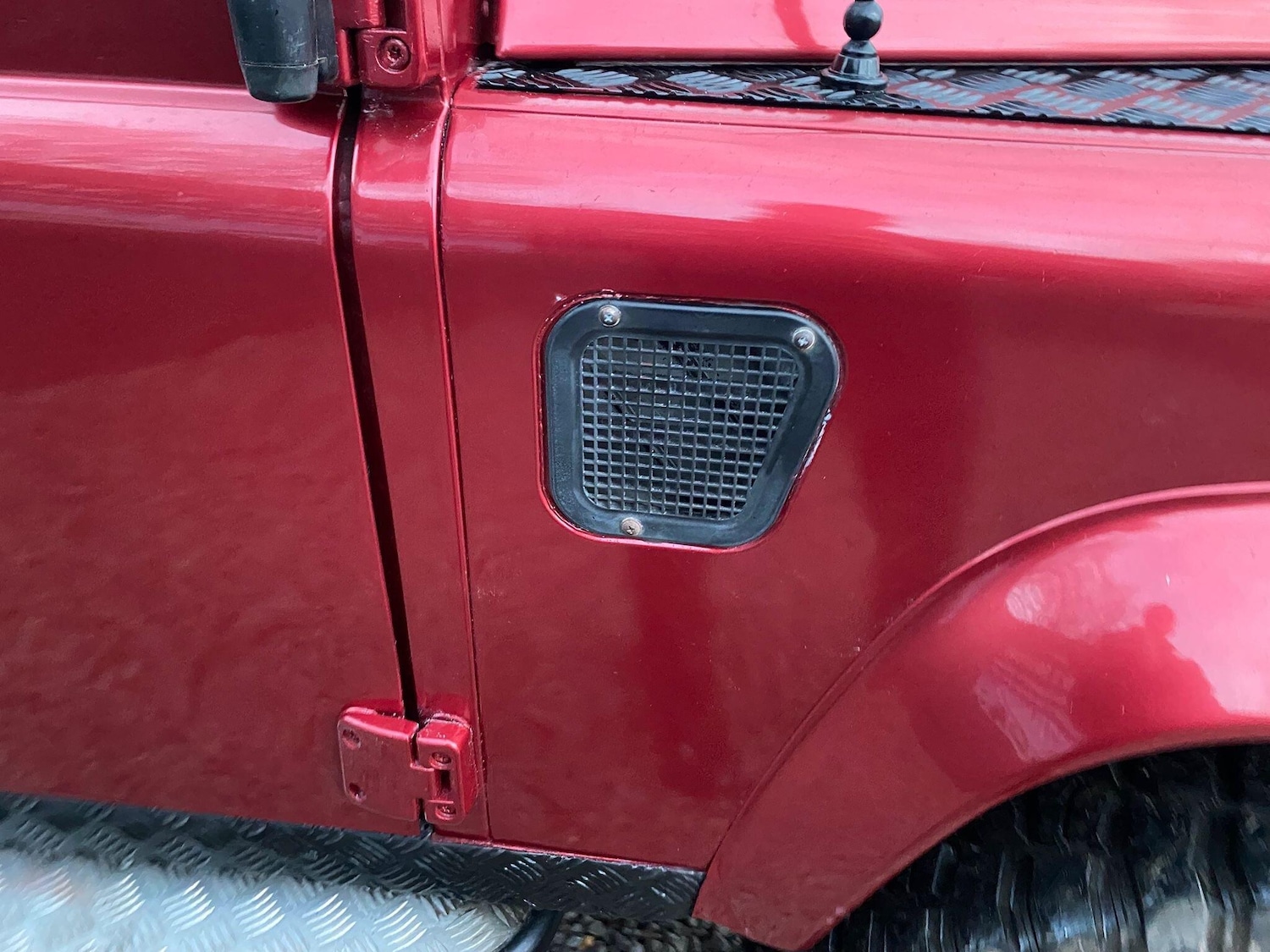 Used Land Rover Defender 1999 for sale - 76887088: Photo 34