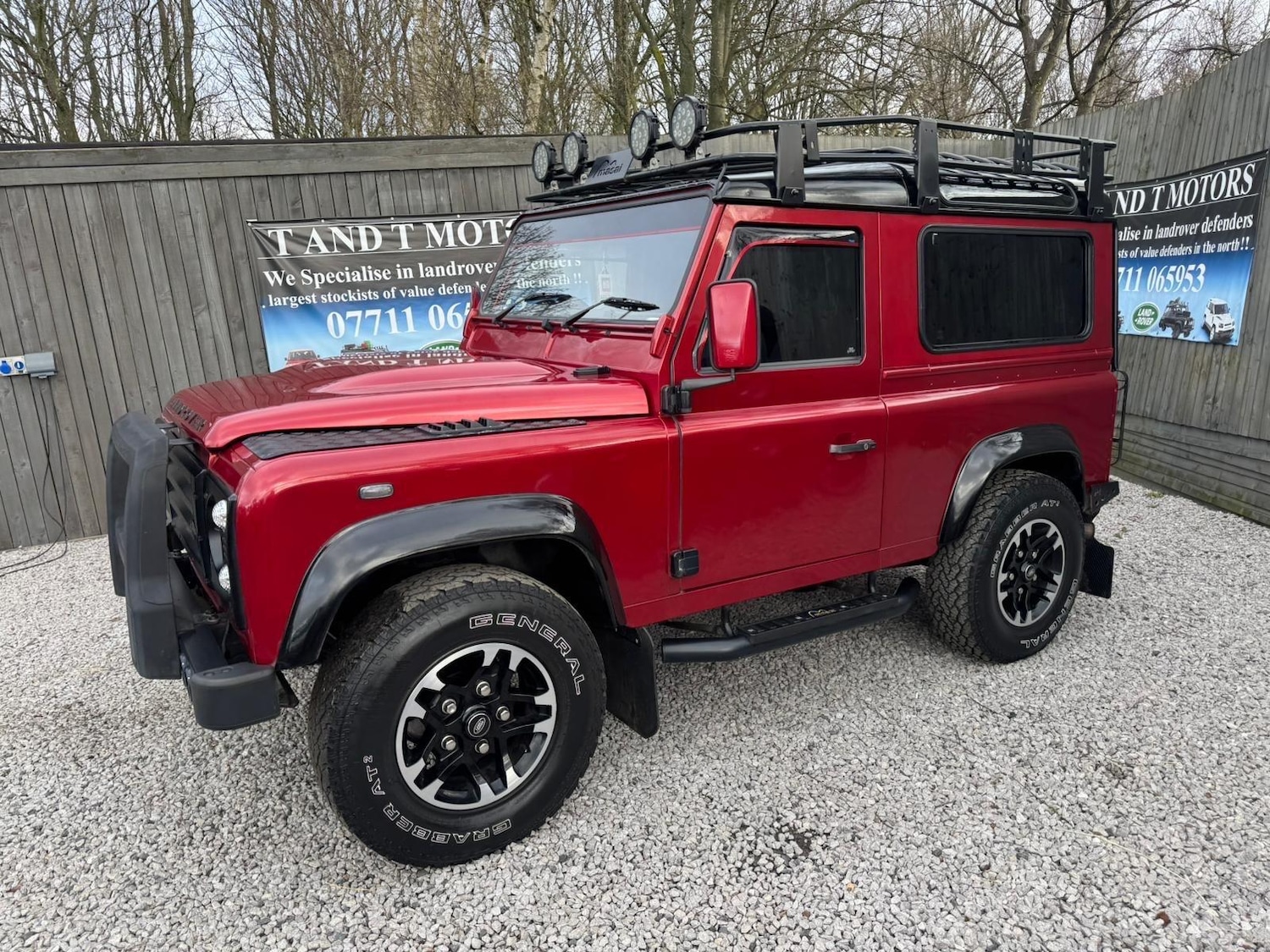 Used Land Rover Defender 90 2013 for sale - 78086718: Photo 11