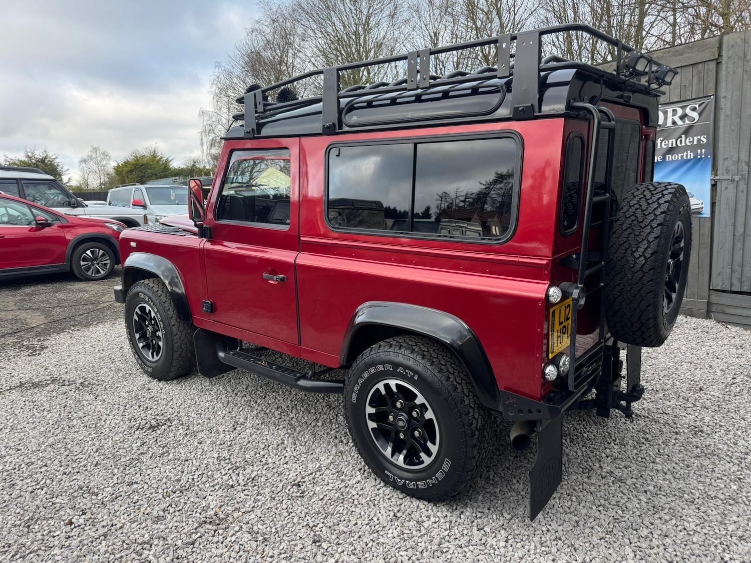 Used Land Rover Defender 90 2013 for sale - 78086718: Photo 18