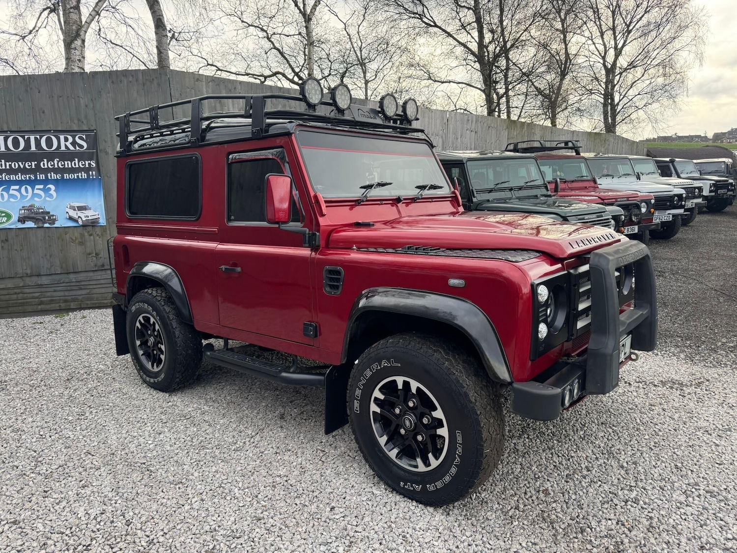 Used Land Rover Defender 90 2013 for sale - 78086718: Photo 5