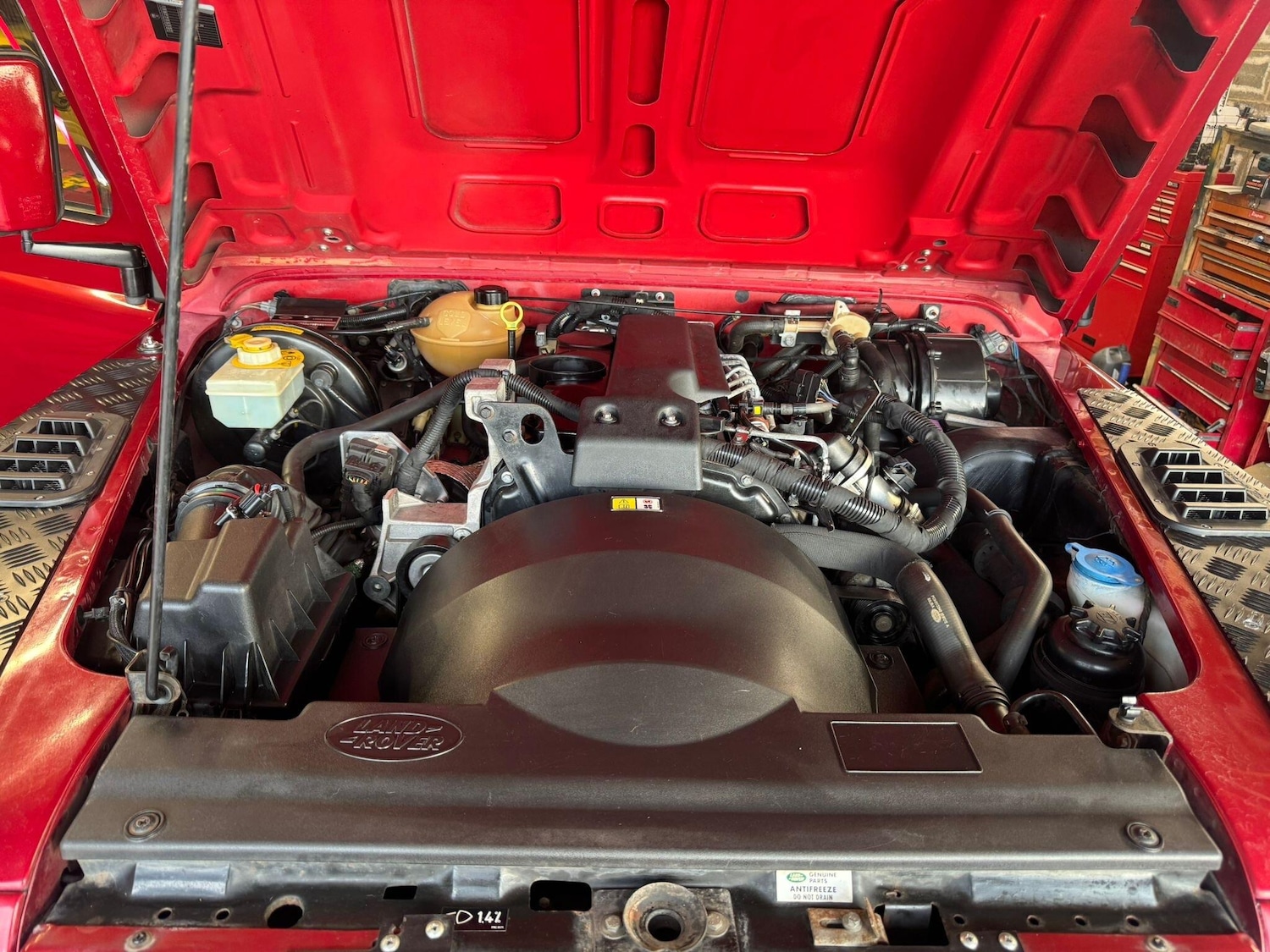 Used Land Rover Defender 90 2013 for sale - 78086718: Photo 54