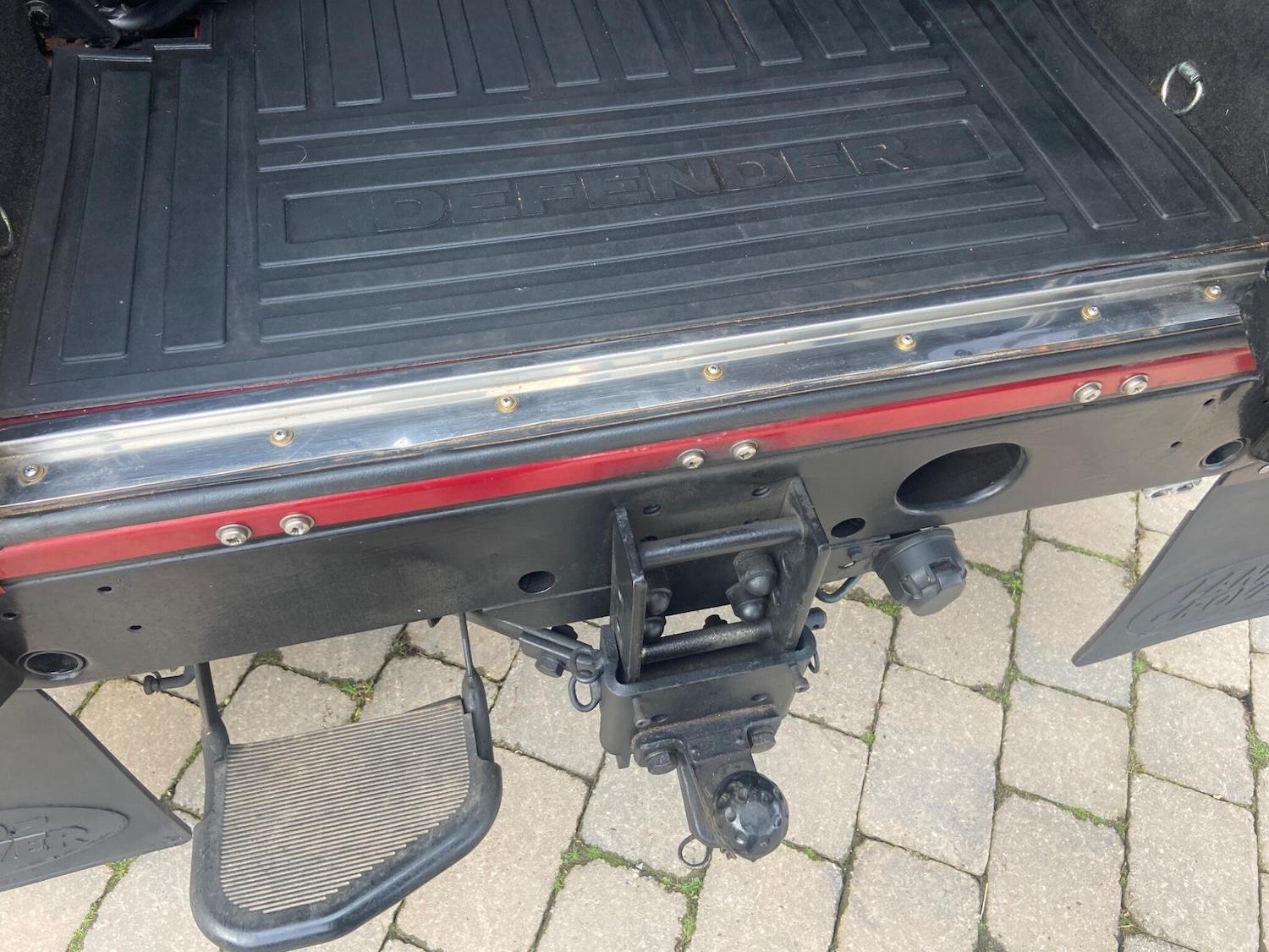 Used Land Rover Defender 90 2013 for sale - 78086718: Photo 74