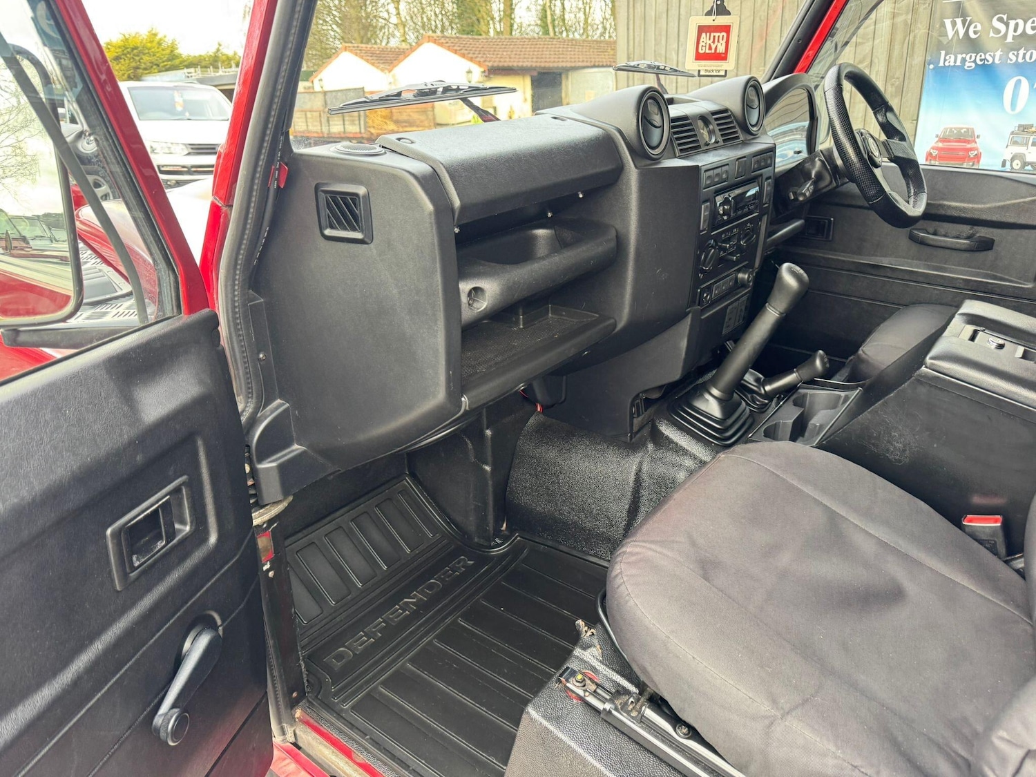 Used Land Rover Defender 90 2013 for sale - 78086718: Photo 92