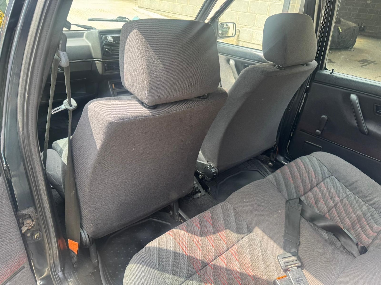 Used Volkswagen Golf 1991 for sale - 76991659: Photo 38