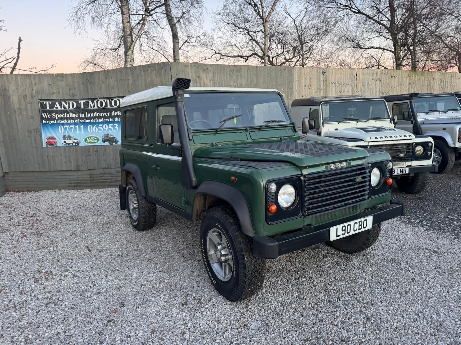 Used Land Rover Defender 90 1999 for sale - 77108973: Photo 2