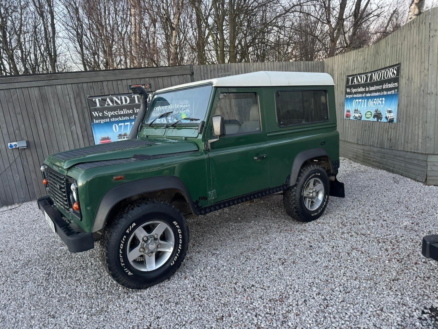Used Land Rover Defender 90 1999 for sale - 77108973: Photo 43
