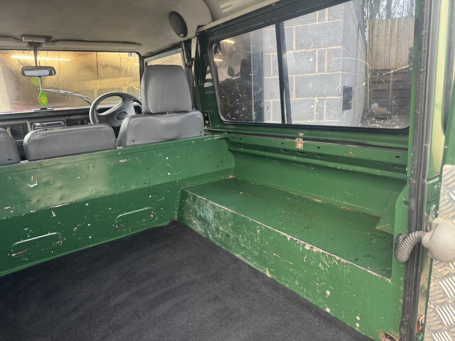 Used Land Rover Defender 90 1999 for sale - 77108973: Photo 80