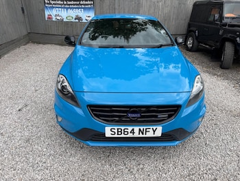 Used Volvo V40 2015 for sale - 79268944: Photo