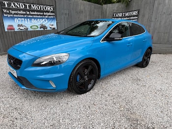 Used Volvo V40 2015 for sale - 79268944: Photo