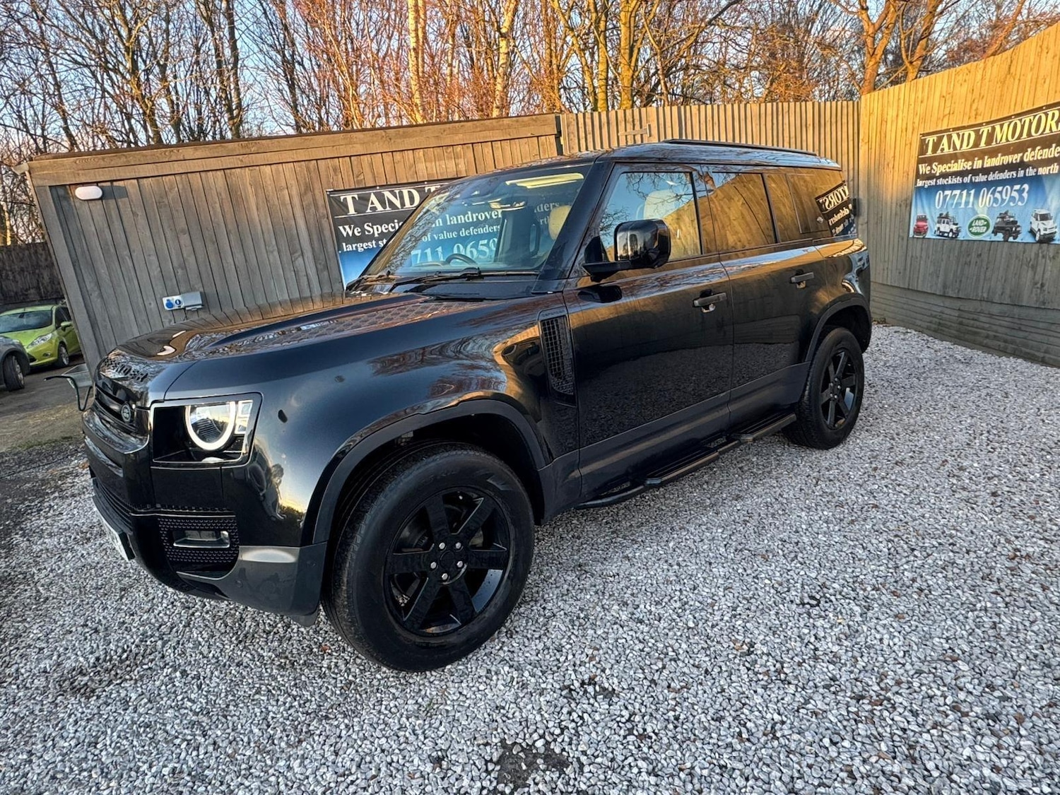 Used Land Rover Defender 110 2020 for sale - 77109625: Photo 29