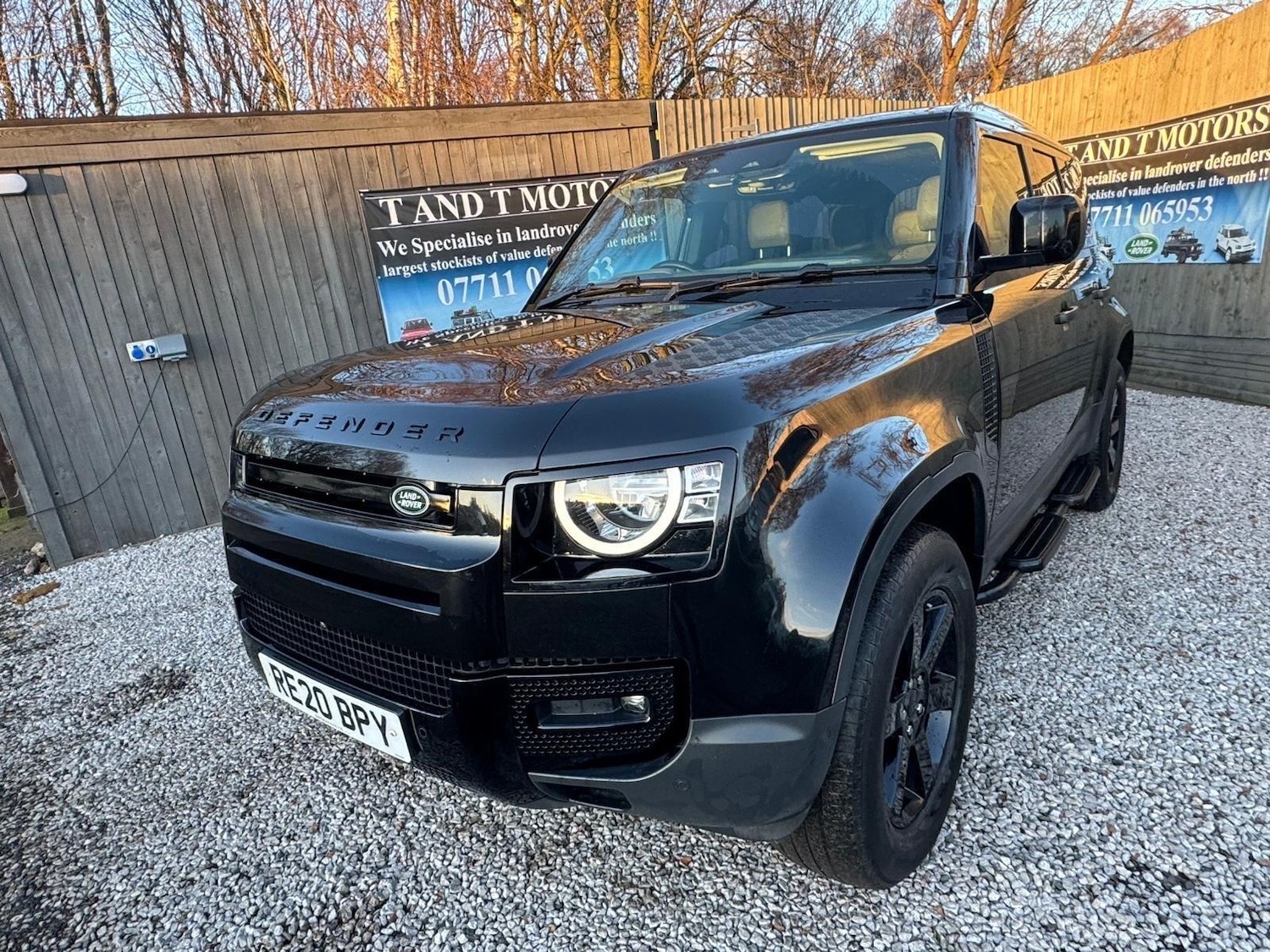 Used Land Rover Defender 110 2020 for sale - 77109625: Photo 33