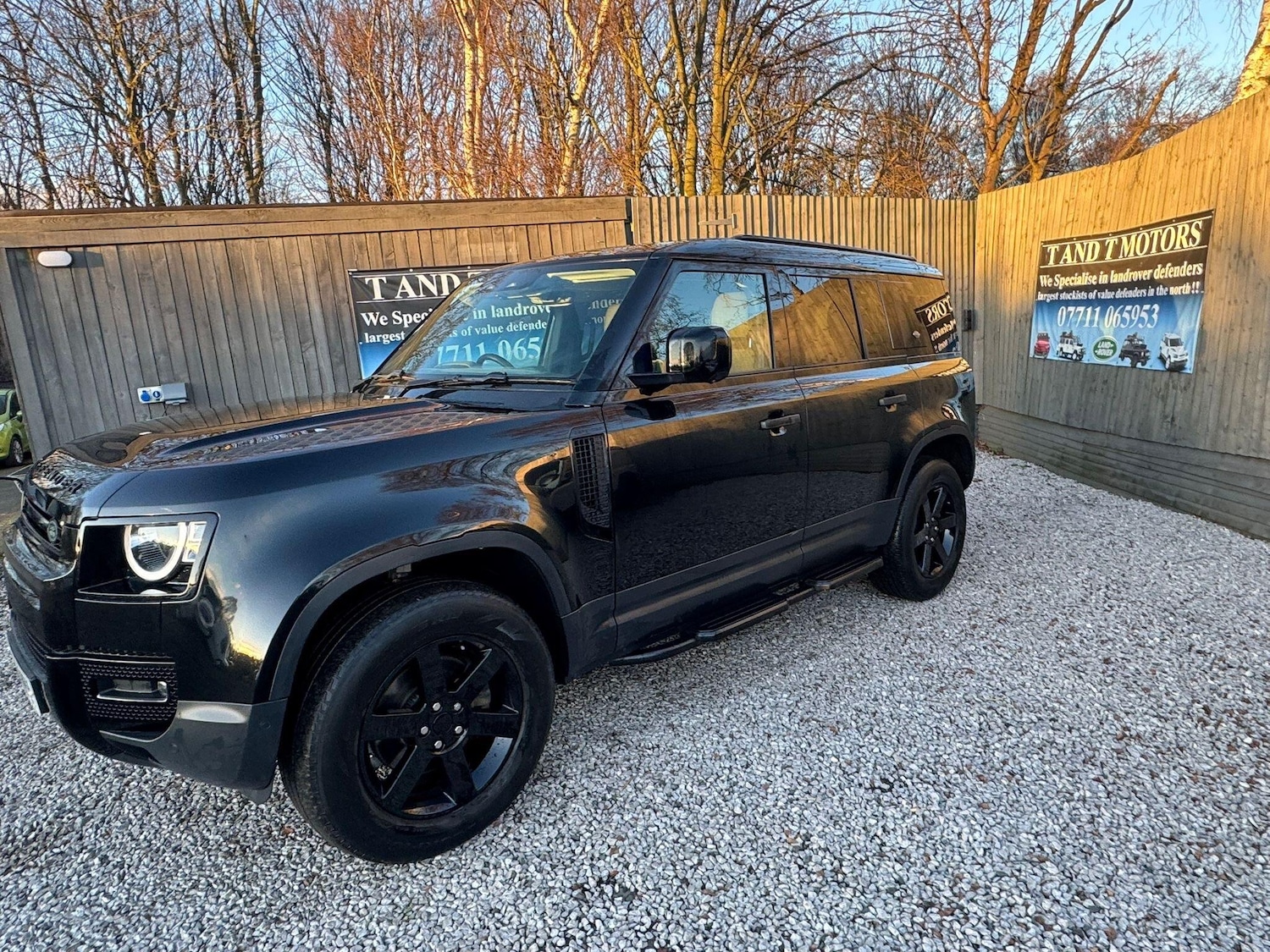 Used Land Rover Defender 110 2020 for sale - 77109625: Photo 36